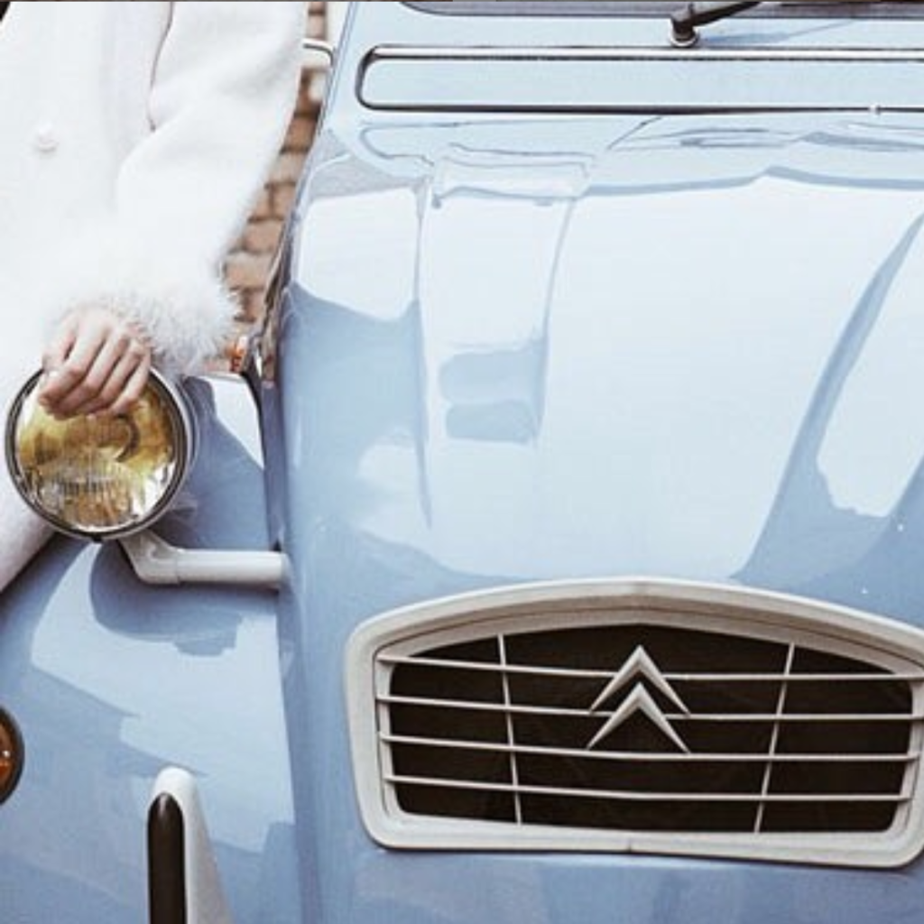 Darich ダーリッチ の斎藤早紀さんって何者 エイミーイストワールと雰囲気似過ぎな為インスタ画像を比較してみた Ms2300blog