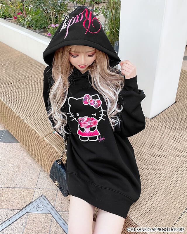 最低制限価格 美品Rady ✖️hallokittyコラボパーカー セットアップ