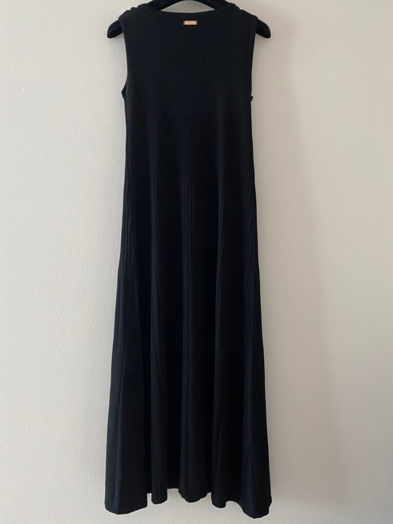 Radyブラックワンピース２着比較レポ ニットワンピース と リブニットワンピース の違いは Ms2300blog