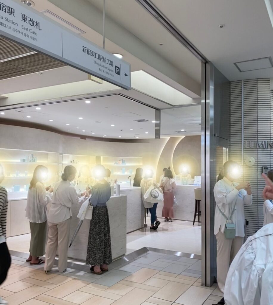 Eimyistoireのルミネエスト新宿店がリニューアルオープン オープン初日の今日の様子 Ms2300blog