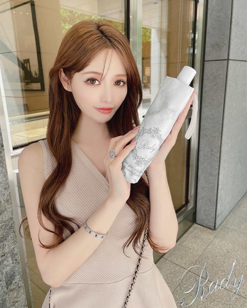 Rady❤️Radyちゃんロゴ傘❤️ノベルティ❤️新品❤️ Rady（傘）のフリマアイテム一覧