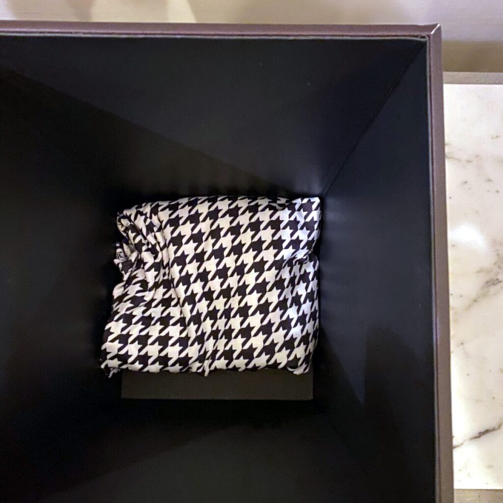 Rady ダストボックス　千鳥柄 Rady♡ノベルティ 千鳥柄 ダストボックス 新品 0: 家具・インテリア